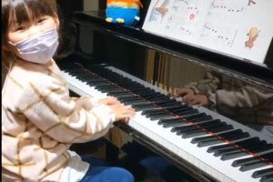 【ピアノ教室】年長さんの生徒さんの演奏🎹♬